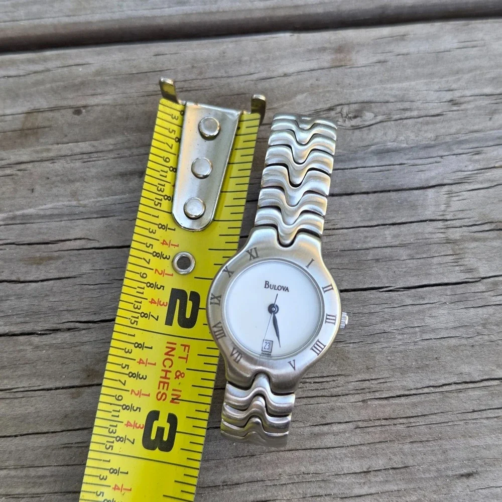 Womens Bulova Silver Wrist Watch Water Resistant Made in Japan T7 Quartz